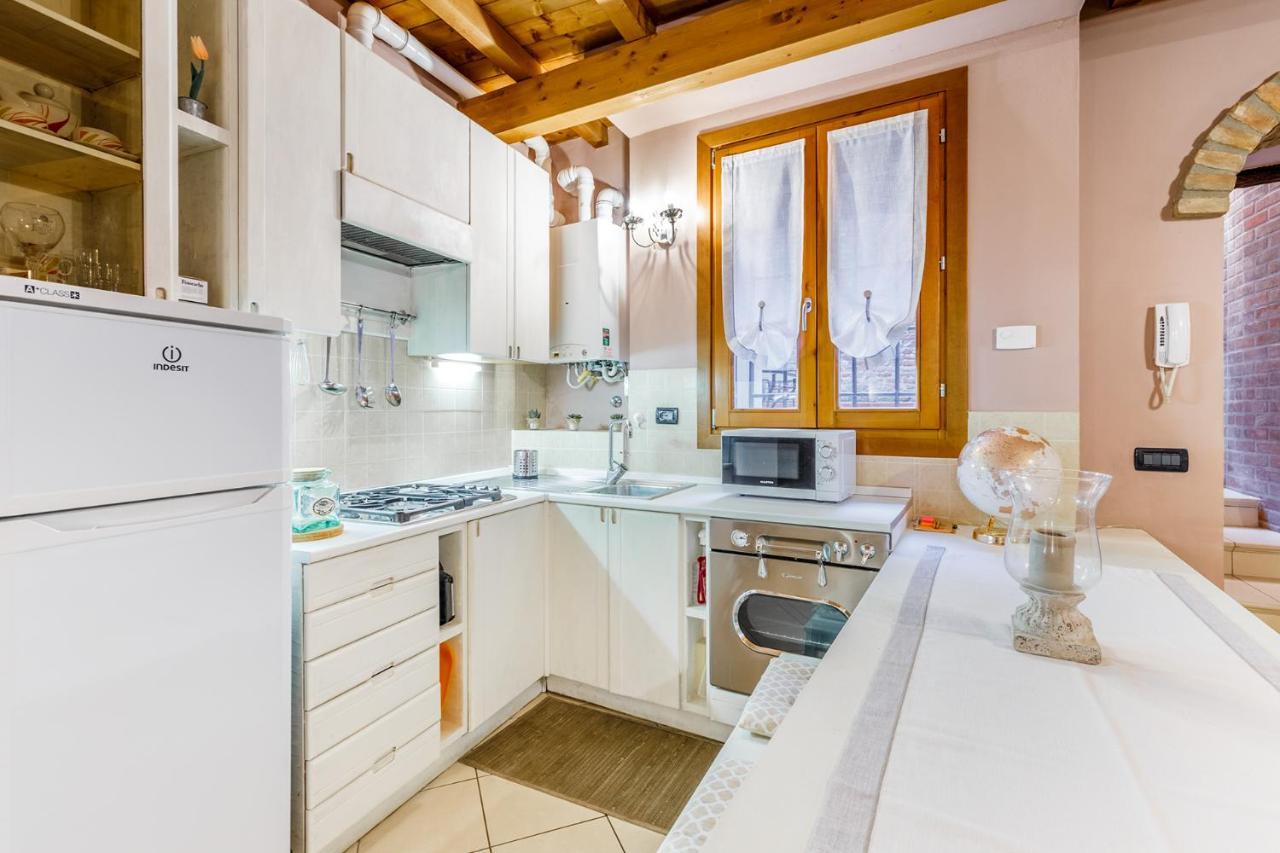 Nell'Antico Ghetto Ebraico Apartment Ferrara Exterior photo